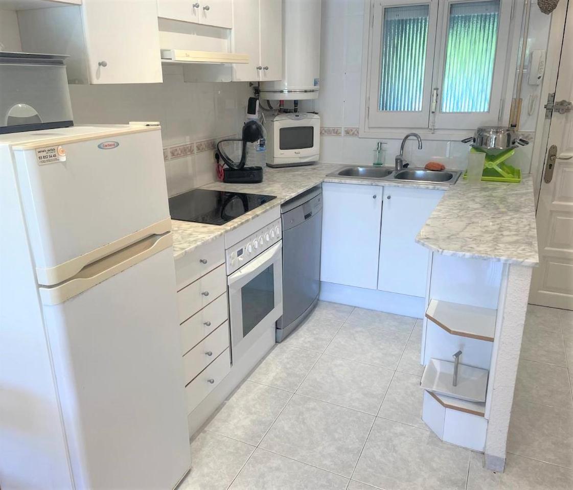 Apartamento En Platja Sant Pol S'Agaro Con Pisicina Y Jardin Sant Feliu de Guixols Exterior photo